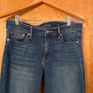 SALE: Lucky Brand Sweet Straight 10/30 Jeans
